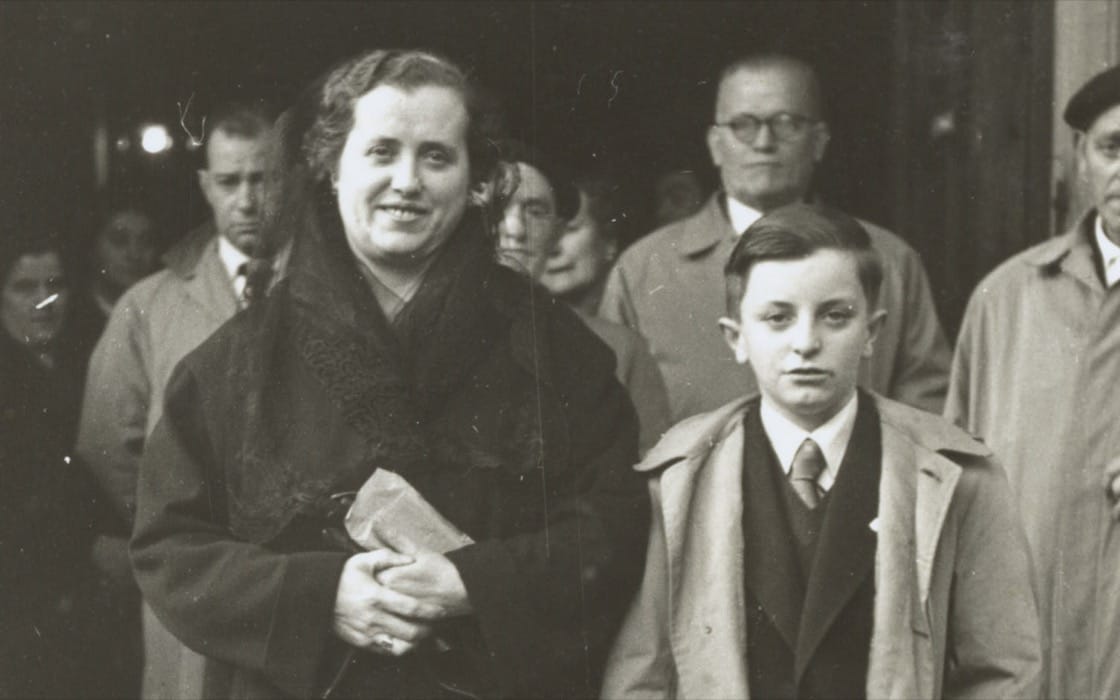 Juan Mari Arzak as a young boy next to his mother 'Paquita'