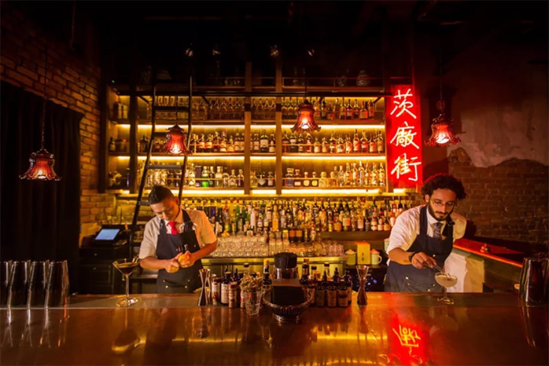 Bartenders at work at PS150