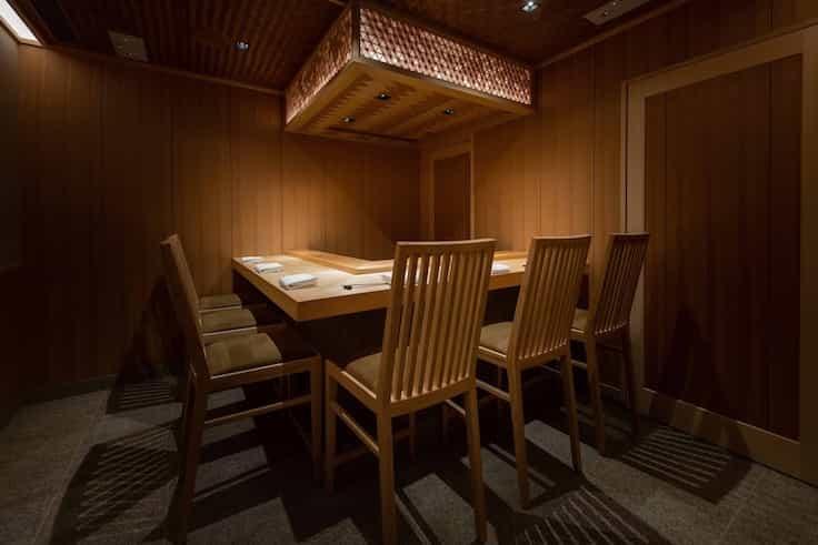 志魂遷到現址後，由著名室內設計師、木材及陶瓷職人聯手，雕琢出精緻的用餐環境，同時保持一貫的食物質素。（圖片來源：志魂）