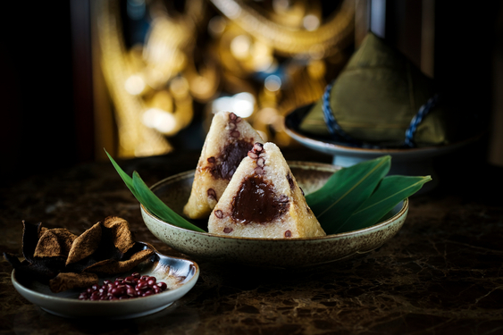ISL_03_Dumpling with 60-year dried tangerine peel and red beans.jpg