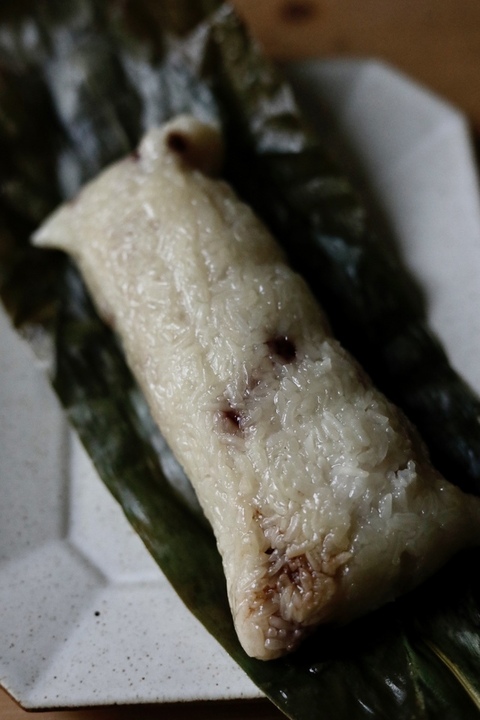 夜上海的豆沙糭清甜鬆化。