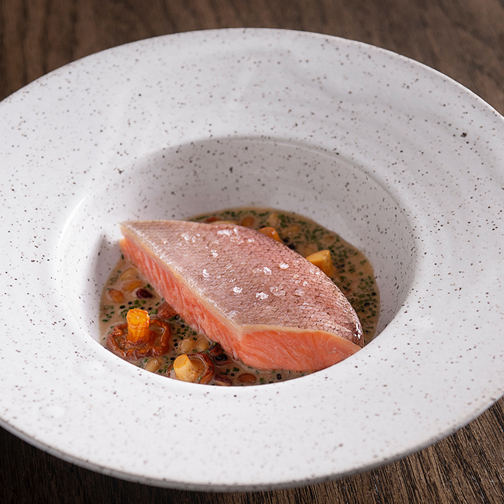 Dish from Clover Hill © Signe Birck/Clover Hill