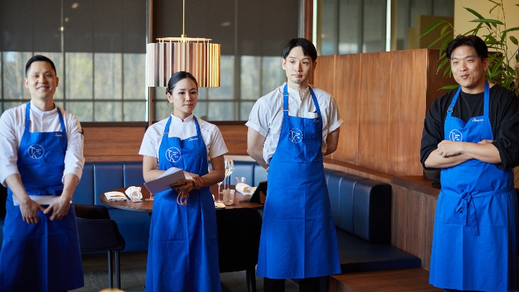 From L-R: Chef Allen Suh of restaurant Allen, Hong Kong-based Vicky Lau of Tate, Michihiro Haruta of Crony in Tokyo, and Ahn Sung-jae of Mosu at a pre-dinner briefing in restaurant Allen