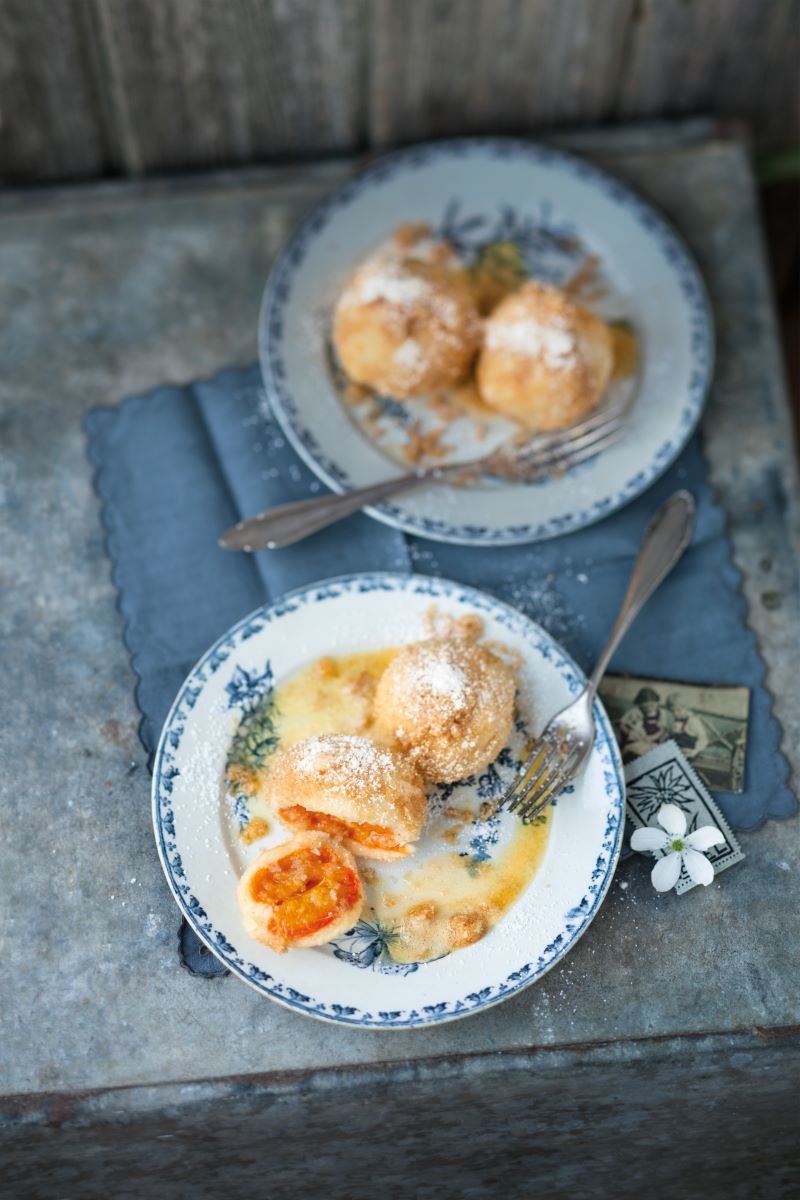 Wachau Apricot Dumplings © Oesterreich Werbung, Wolfgang Schardt