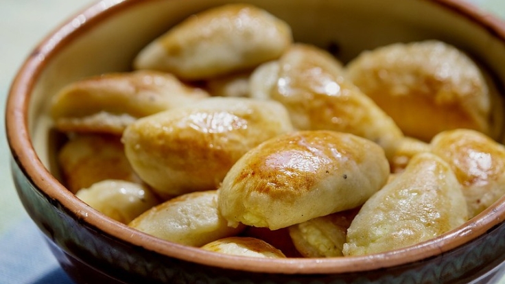 Pīrāgi or Pīrādziņi / Valdis Ošiņš