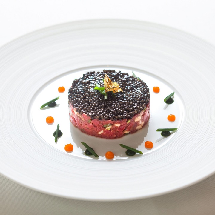  Land and Sea Tartare, Australian Wagyu Beef, and Gillardeau Oyster, Kristal Caviar (Photo: Caprice)