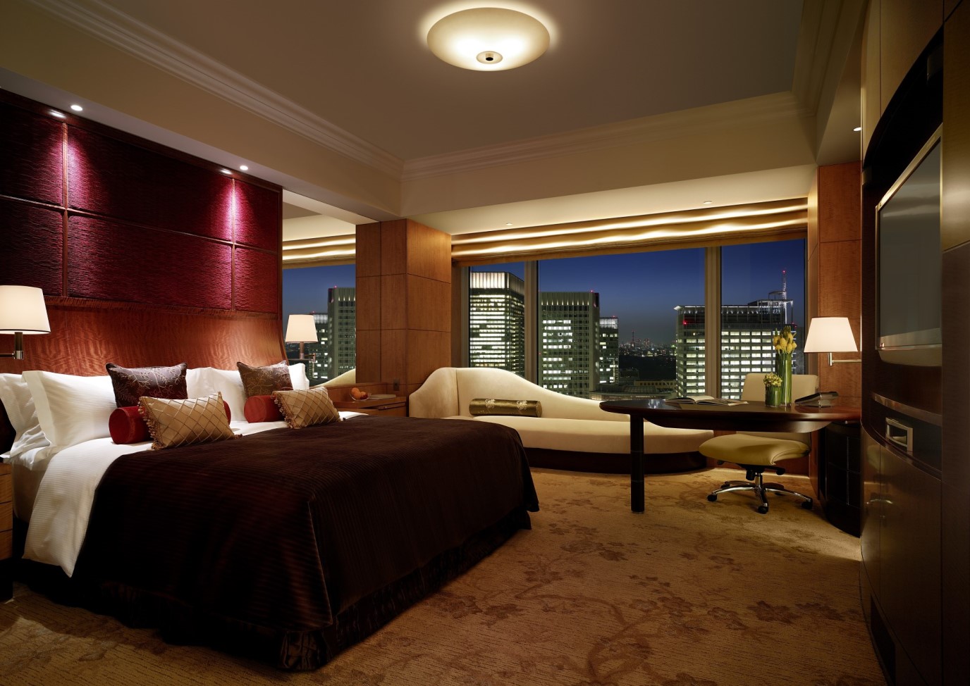 ⒸShangri-La Hotel, Tokyo