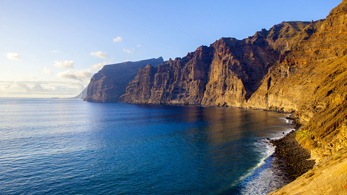 The cliffs of Los Gigantes, one of Tenerife's most imposing landscapes (© imv/iStock)