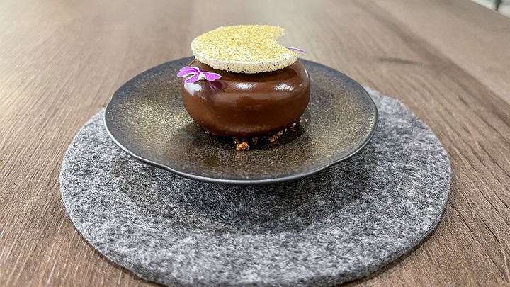 – 12℃ Osmanthus∕ Rum∕ Longan (©MICHELIN)