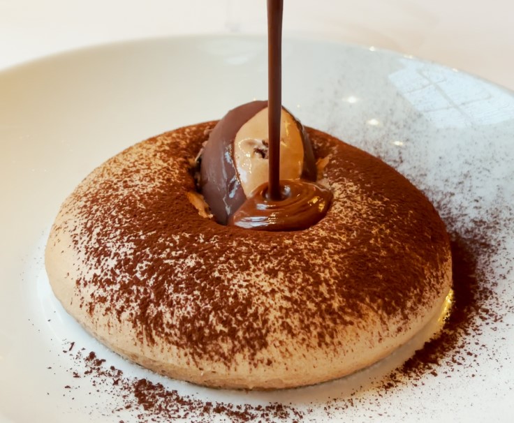 Tainori Chocolate Soufflé, a magnificent dessert. © Sketch, The Lecture Room & Library/Claude Okamoto