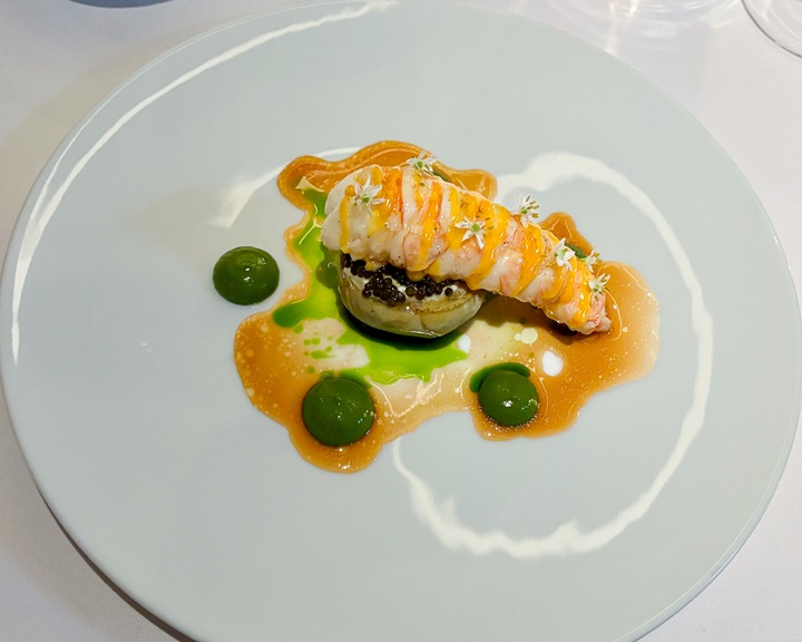 Royal Langoustine - Artichoke - Burrata Cheese - Oscietra Caviar at Tuber Umberto Bombana. (©MICHELIN)